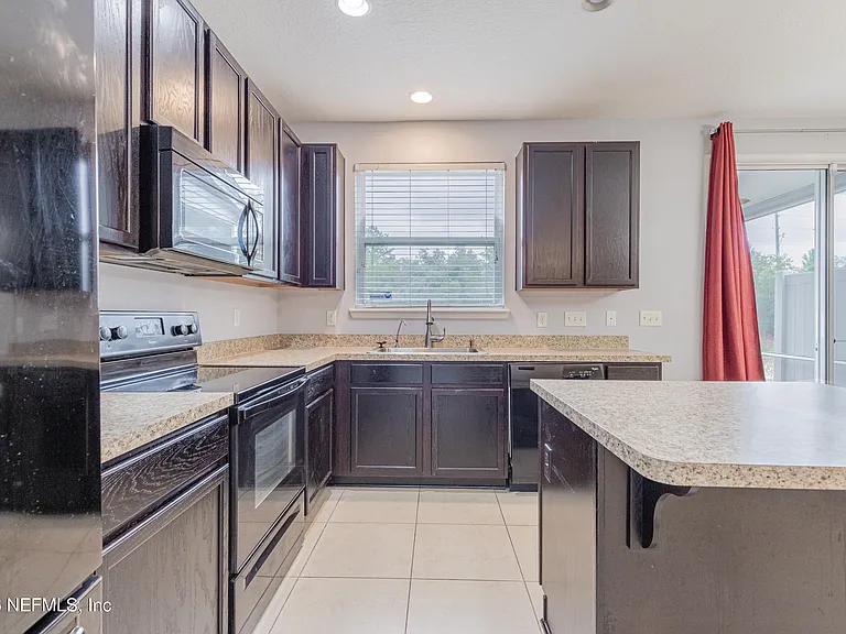 607 Reese Ave — Photo 15