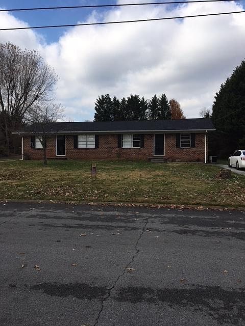 1st image of 3923 Laurel Dr NW