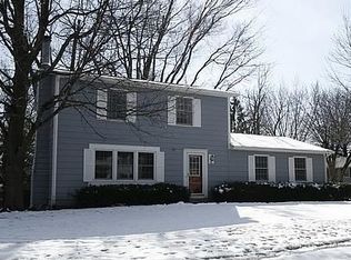 748 Wheaton Rd, Iowa City, IA 52246