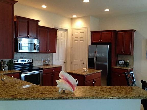 5th image of 13072 Creekside Ln