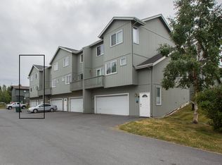 7425 Meadow St #3E, Anchorage, AK 99507