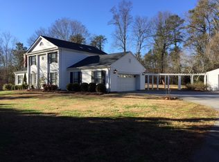 1108 Roe Ford Rd, Greenville, SC 29617