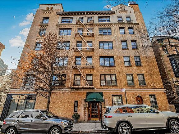 2nd image of 140 E 95th St APT 3C