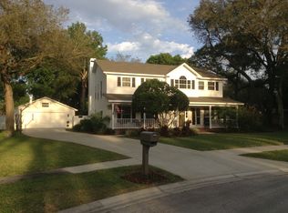 442 Summit Chase Dr, Valrico, FL 33594