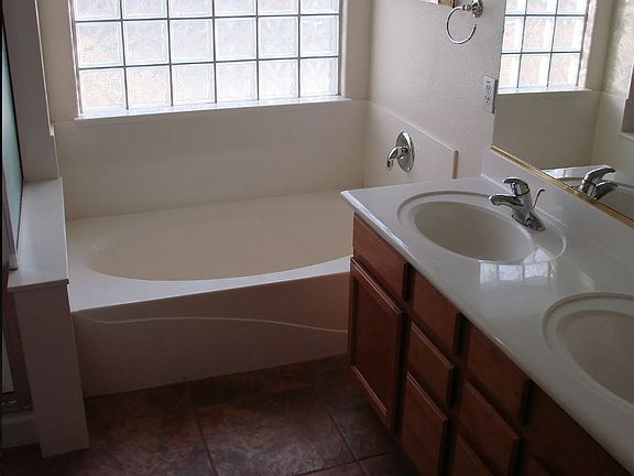 4th image of 4409 E Indian Wells Dr