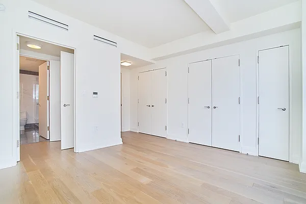 Rented by Living New York | media 8