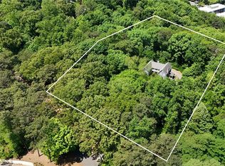 5280 Riverview Rd, Atlanta, GA 30327
