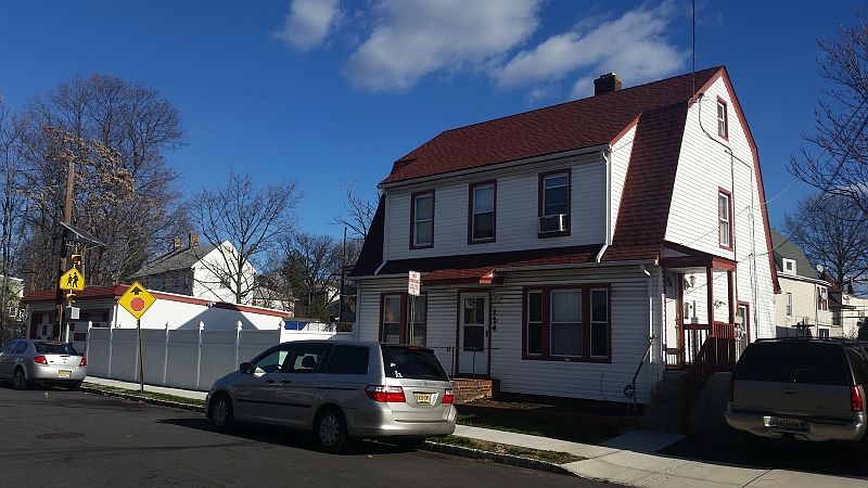 2nd image of 124 Whittlesey Ave