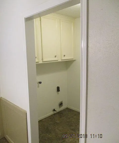 2510 Maxwell Ln — Photo 6