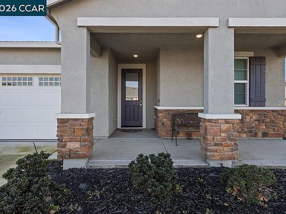 2nd image of 4395 Canada Way