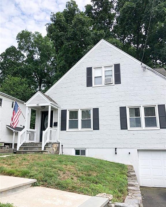 1st image of 42 Nichols Ave