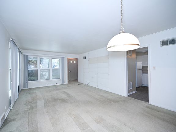 3rd image of 1704 S Washington Ave
