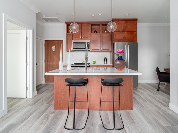 4th image of 1220 El Camino Real APT 102