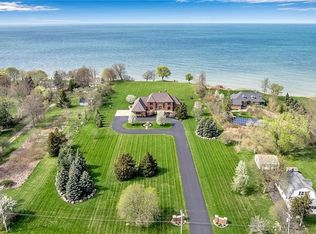 541 Lake Rd, Youngstown, NY 14174