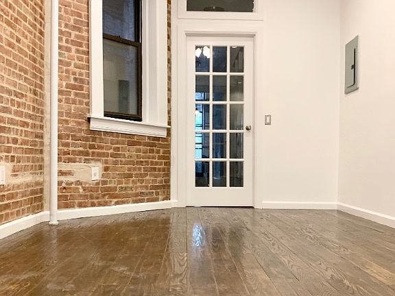 4th image of 318 E 90th St APT 1W