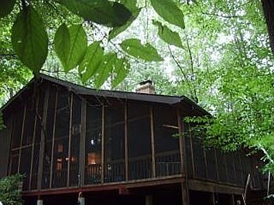 Huge Screened in Deck