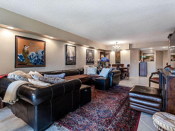 5th image of 7485 Glendevon Lane #1102