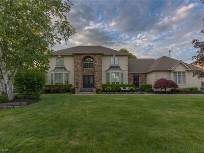 74 Oak Tree Dr, Canfield, OH, 44406