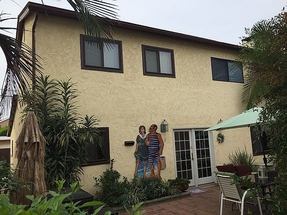 3-BR rear home