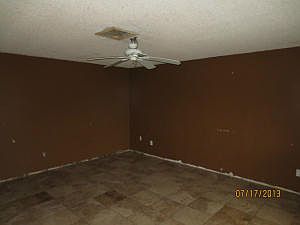 3rd image of 114 Wisteria Ave