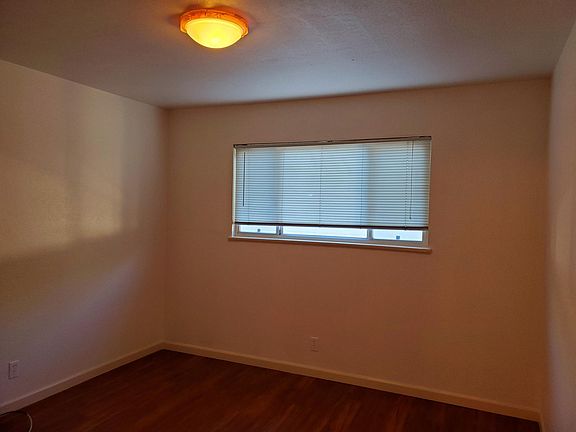 5th image of 16020 Maubert Ave APT 2