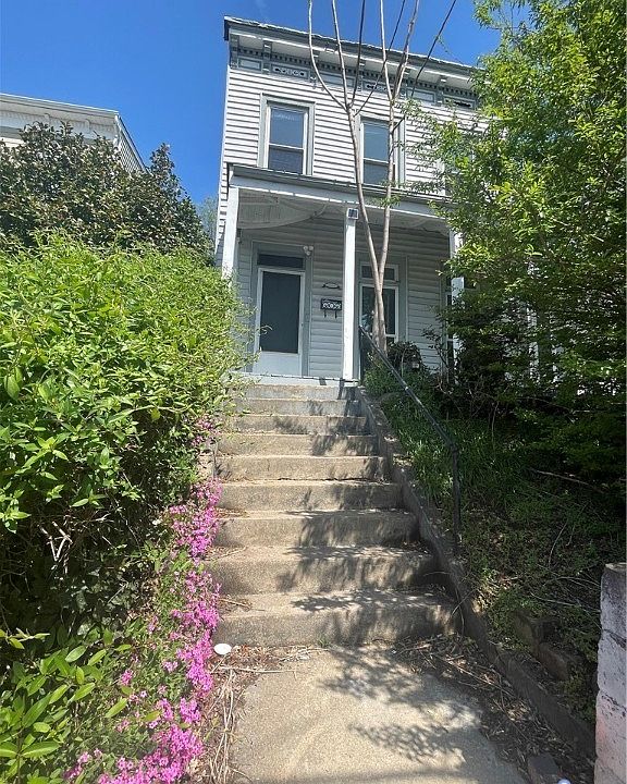 1st image of 1316 W Clay St