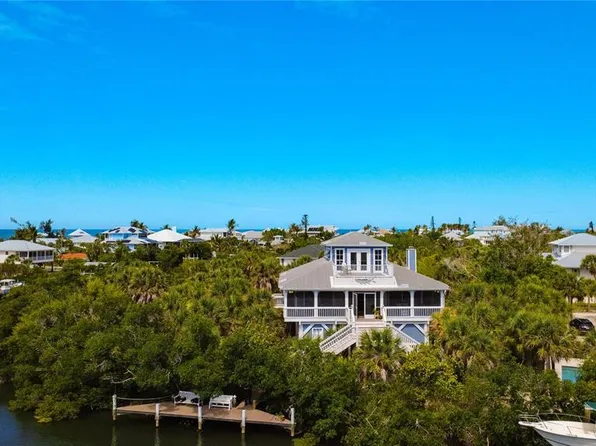 39 Bayshore Cir, Placida, FL 33946