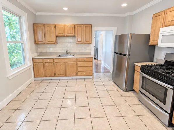 6 Lauriat St #1, Boston, MA 02124