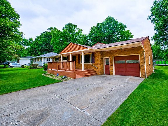 3rd image of 3507 Draper Ave SE
