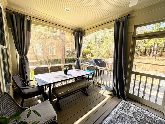 Screened in dining area