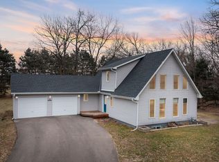 37687 Elk Ave, North Branch, MN 55056