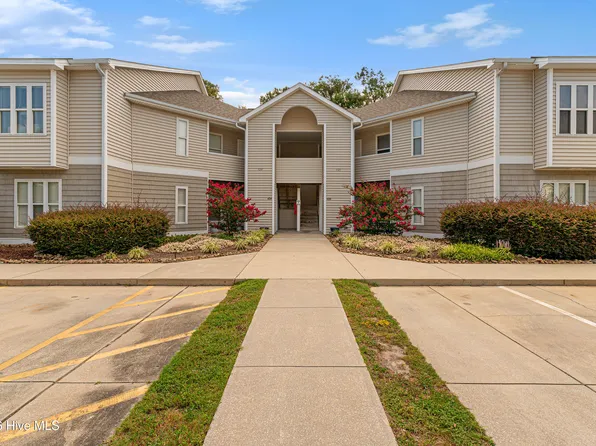 424 Commerce Avenue #D, Bridgewood Condos, Morehead City, NC 28557
