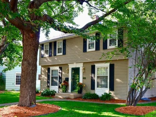 1857 Ford Pkwy, Saint Paul, MN 55116