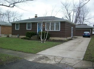 22 Willowcrest Dr, Buffalo, NY 14224