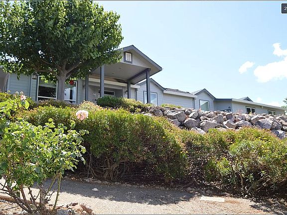 2nd image of 10827 Skyview Dr