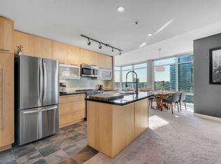 215 SE 13th Ave SW #1006, Calgary, AB T2R0V6