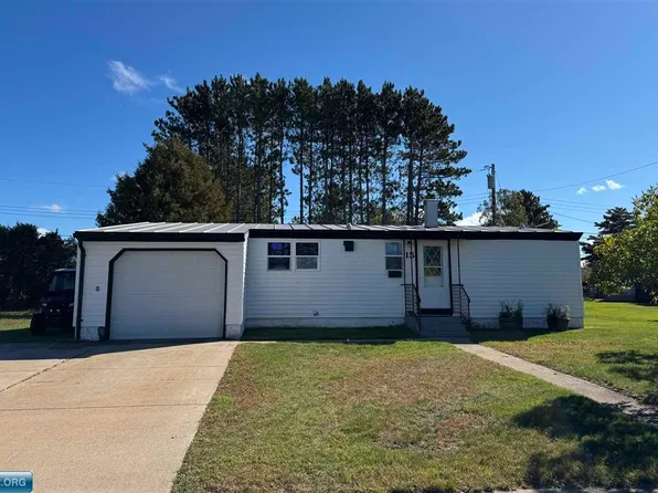 15 Hemlock Cir, Babbitt, MN 55706