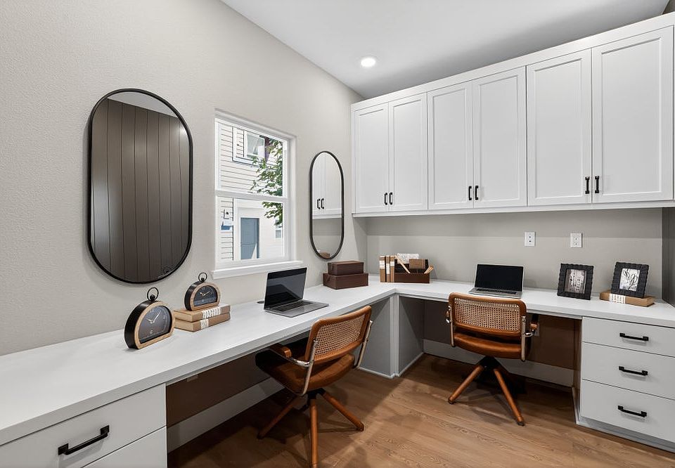 Row Townhomes Residence 5 Home Office