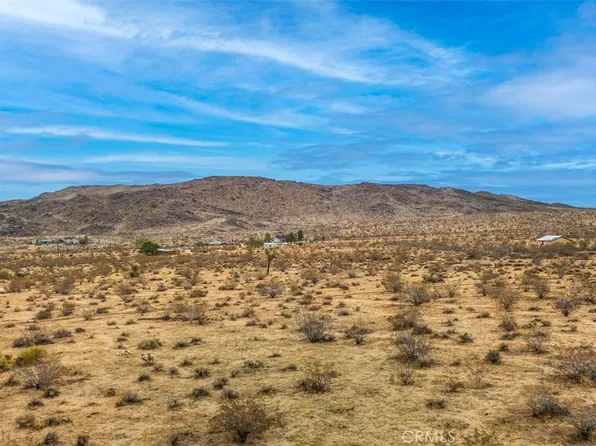 1234 Acoma Trl, Landers, CA 92285