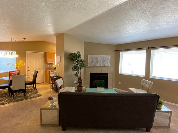 4th image of 11031 Miravista Pl SE