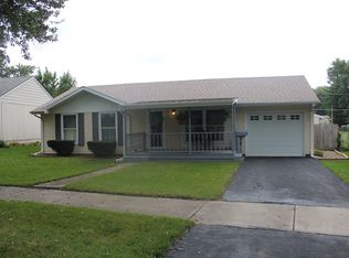 215 Barbara Ln, Steger, IL 60475