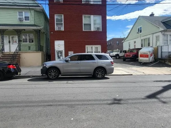 212 John St, Elizabeth, NJ 07202