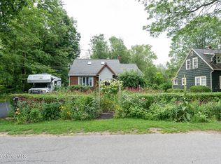 5 Sawyer Pl, Albany, NY 12208