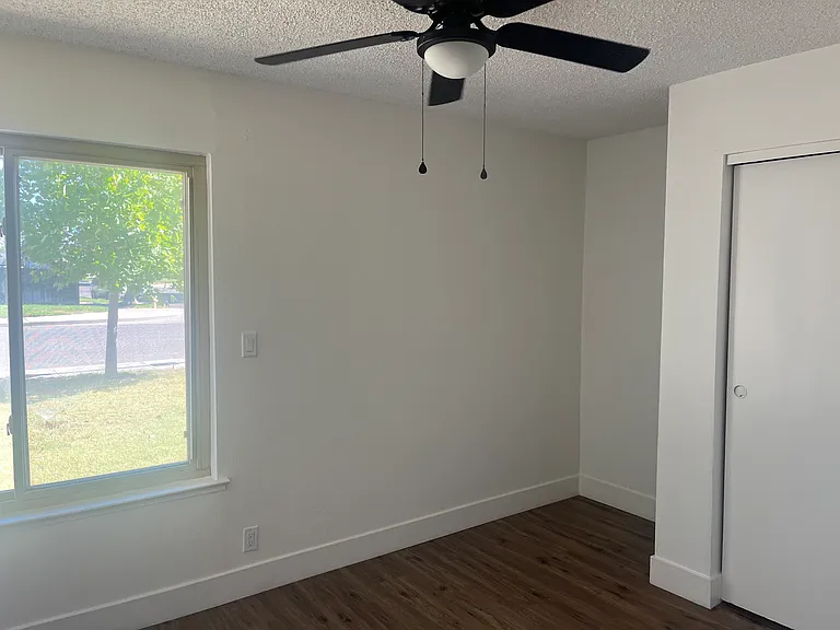 892 Amador Ct — Photo 6