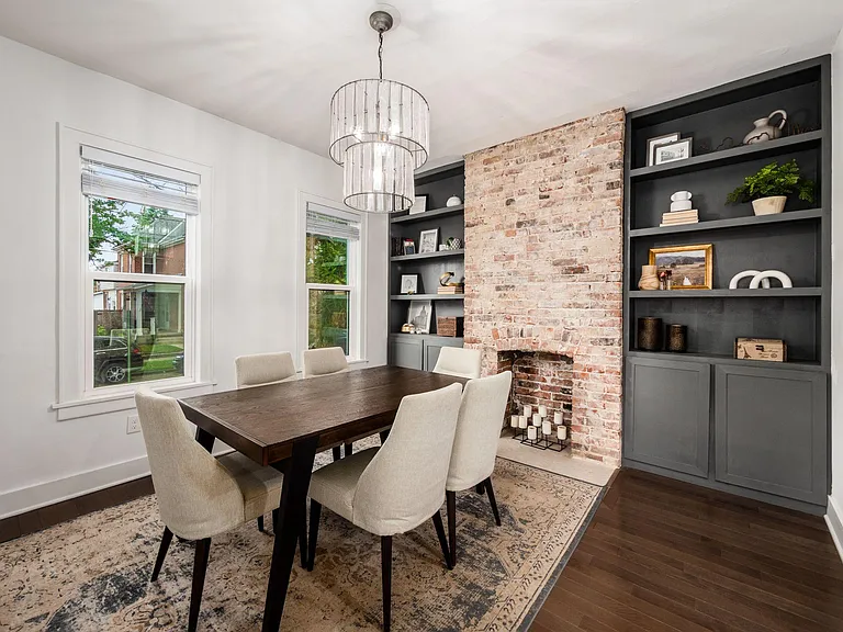888 Ebner St — Photo 3