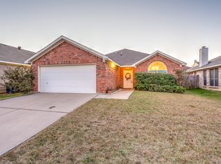 12220 Rolling Ridge Dr, Burleson, TX 76028