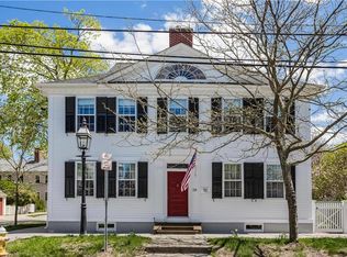 328 Hope St, Bristol, RI 02809