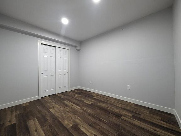 4th image of 413 Jefferson St #13