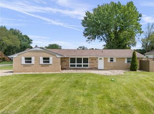 5544 Fairwood Ave NW, North Canton, OH 44720