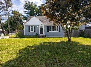 2540 W Shore Rd, Warwick, RI 02889